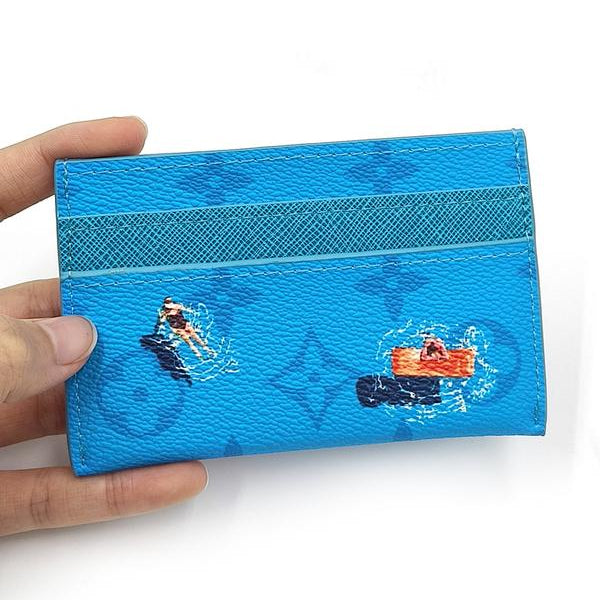 CrestCard — Premium Embossed Cardholder